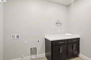 2542 Azalea Ave, Tracy, CA 95376 - Photo 41