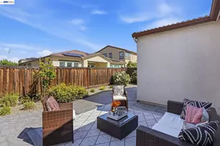 2542 Azalea Ave, Tracy, CA 95376 - Photo 45