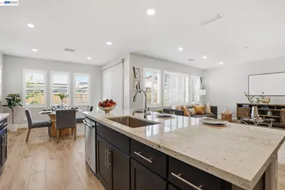 2542 Azalea Ave, Tracy, CA 95376 - Photo 11
