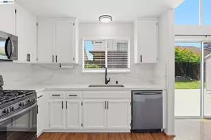 419 Pioneer Ave, Manteca, CA 95336 - Photo 11