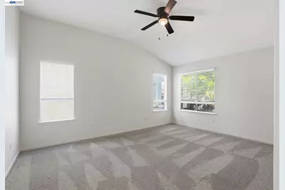 419 Pioneer Ave, Manteca, CA 95336 - Photo 19