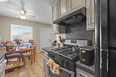 14761 San Pablo Ave, San Pablo, CA 94806 - Photo 27