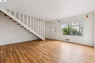5963 Maccall St, Oakland, CA 94609 - Photo 9