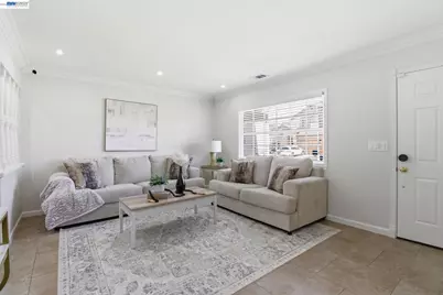 8023 Holanda Ln, Dublin, CA 94568 - Photo 3