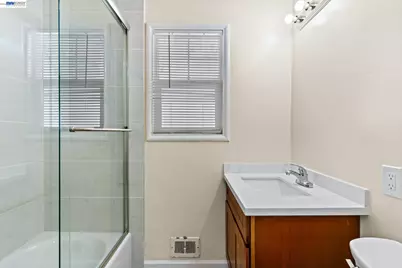 22844 Alice St, Hayward, CA 94541 - Photo 11