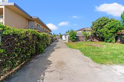 22844 Alice St, Hayward, CA 94541 - Photo 39