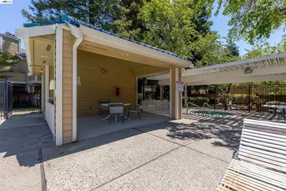 683 Center, Martinez, CA 94553 - Photo 23