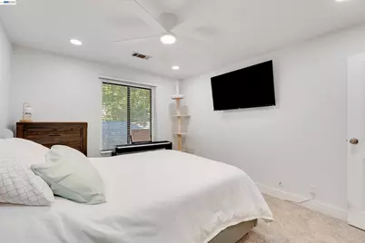 683 Center, Martinez, CA 94553 - Photo 19