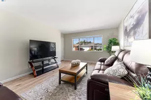 38811 Bonnie Wy, Fremont, CA 94536 - Photo 13