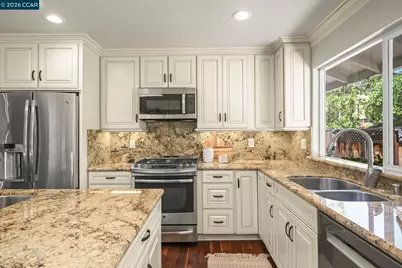 5515 Langford Ct, Concord, CA 94521 - Photo 13