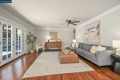 5515 Langford Ct, Concord, CA 94521 - Photo 11