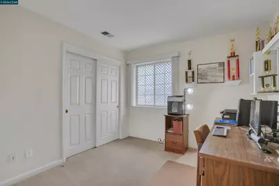 160 Meadow Brook Ct, Oakley, CA 94561 - Photo 37