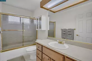 160 Meadow Brook Ct, Oakley, CA 94561 - Photo 29