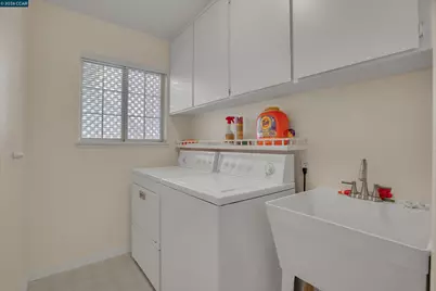 160 Meadow Brook Ct, Oakley, CA 94561 - Photo 23