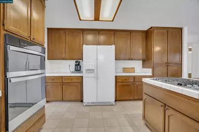 160 Meadow Brook Ct, Oakley, CA 94561 - Photo 15