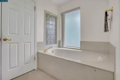 160 Meadow Brook Ct, Oakley, CA 94561 - Photo 35