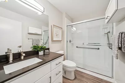 214 Bayside Ct, Richmond, CA 94804 - Photo 25