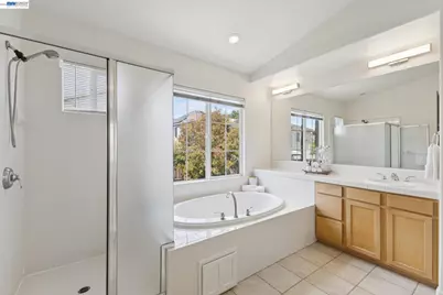 3609 Oakhurst Ct, Dublin, CA 94568 - Photo 33