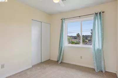 1917 Sequoia Dr, Martinez, CA 94553 - Photo 33