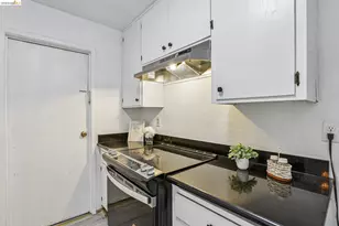 1917 Sequoia Dr, Martinez, CA 94553 - Photo 15