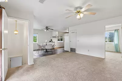 1917 Sequoia Dr, Martinez, CA 94553 - Photo 27