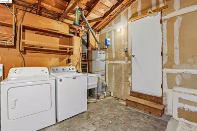 1917 Sequoia Dr, Martinez, CA 94553 - Photo 49