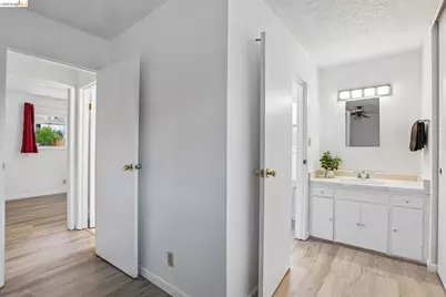 1917 Sequoia Dr, Martinez, CA 94553 - Photo 23