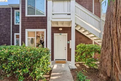 195 Bayside Ct, Richmond, CA 94804 - Photo 3