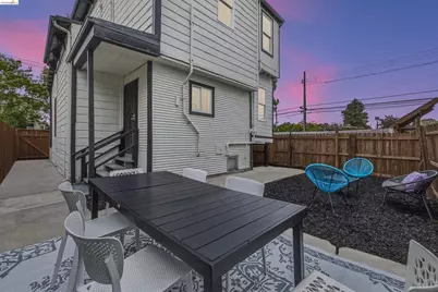 1558 8th St, Oakland, CA 94607 - Photo 27