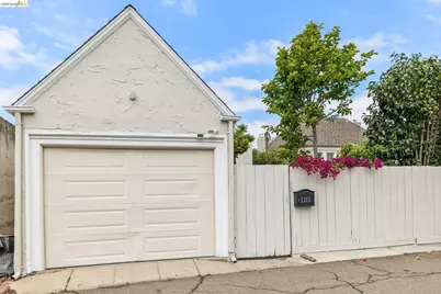 1165 Harvard Rd, Piedmont, CA 94610 - Photo 51