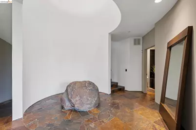 6343 Skyline Blvd, Oakland, CA 94611 - Photo 49