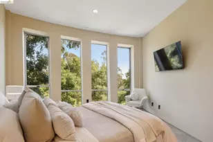 6343 Skyline Blvd, Oakland, CA 94611 - Photo 57