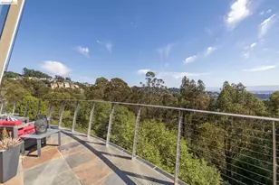6343 Skyline Blvd, Oakland, CA 94611 - Photo 25
