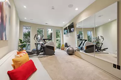 6343 Skyline Blvd, Oakland, CA 94611 - Photo 41
