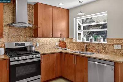 28 Rheem Blvd, Orinda, CA 94563 - Photo 17