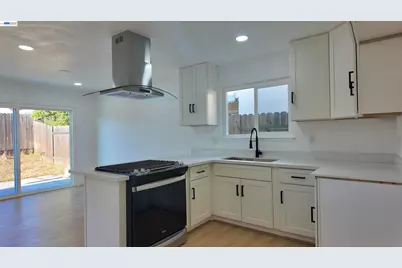 7340 Salazar Dr, North Highlands, CA 95660 - Photo 7