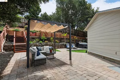 5801 Leona St, Oakland, CA 94605 - Photo 31