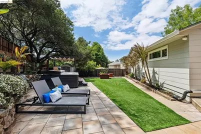 5801 Leona St, Oakland, CA 94605 - Photo 37