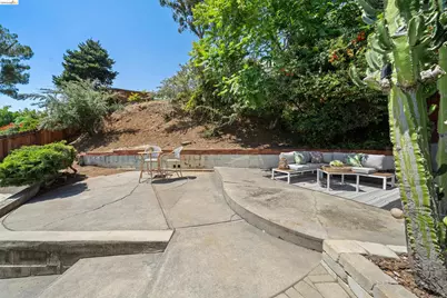 2165 Strang Ave, Castro Valley, CA 94578 - Photo 27