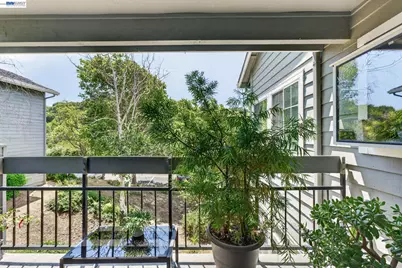 7560 Canyon Meadow Cir #H, Pleasanton, CA 94588 - Photo 31