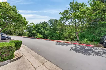 7560 Canyon Meadow Cir #H, Pleasanton, CA 94588 - Photo 35