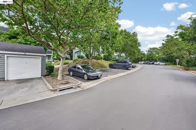 7560 Canyon Meadow Cir #H, Pleasanton, CA 94588 - Photo 35