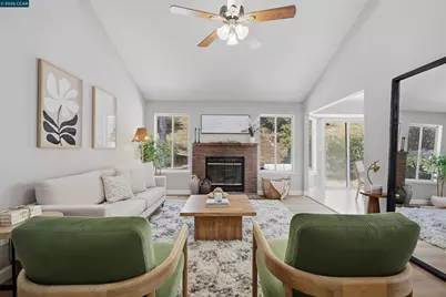 2240 Concord Dr, Pittsburg, CA 94565 - Photo 15