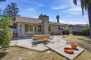 2240 Concord Dr, Pittsburg, CA 94565 - Photo 43