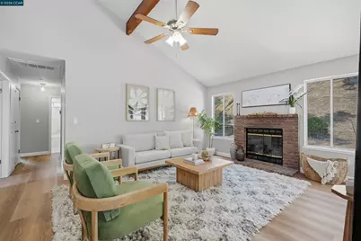 2240 Concord Dr, Pittsburg, CA 94565 - Photo 17