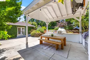 447 Cumberland Dr, Pleasant Hill, CA 94523 - Photo 51
