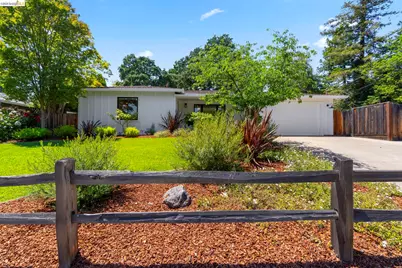447 Cumberland Dr, Pleasant Hill, CA 94523 - Photo 57