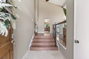 9693 Thunderbird Dr, San Ramon, CA 94583 - Photo 3
