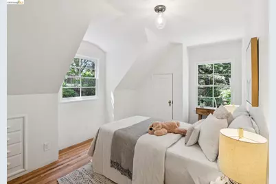 451 Taurus Ave, Oakland, CA 94611 - Photo 23