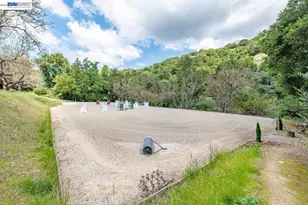35655 Palomares Rd, Castro Valley, CA 94552 - Photo 81